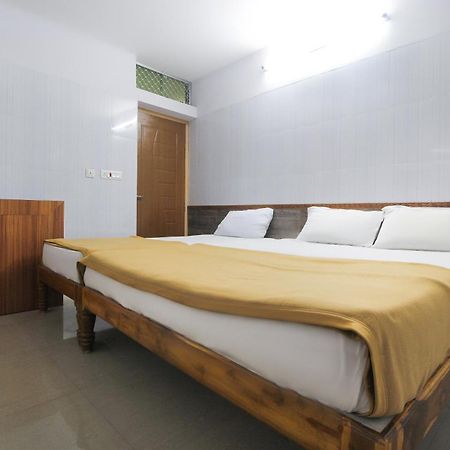 Hotel O Jks Deluxe Lodge Udaiyarpalaiyam Екстер'єр фото