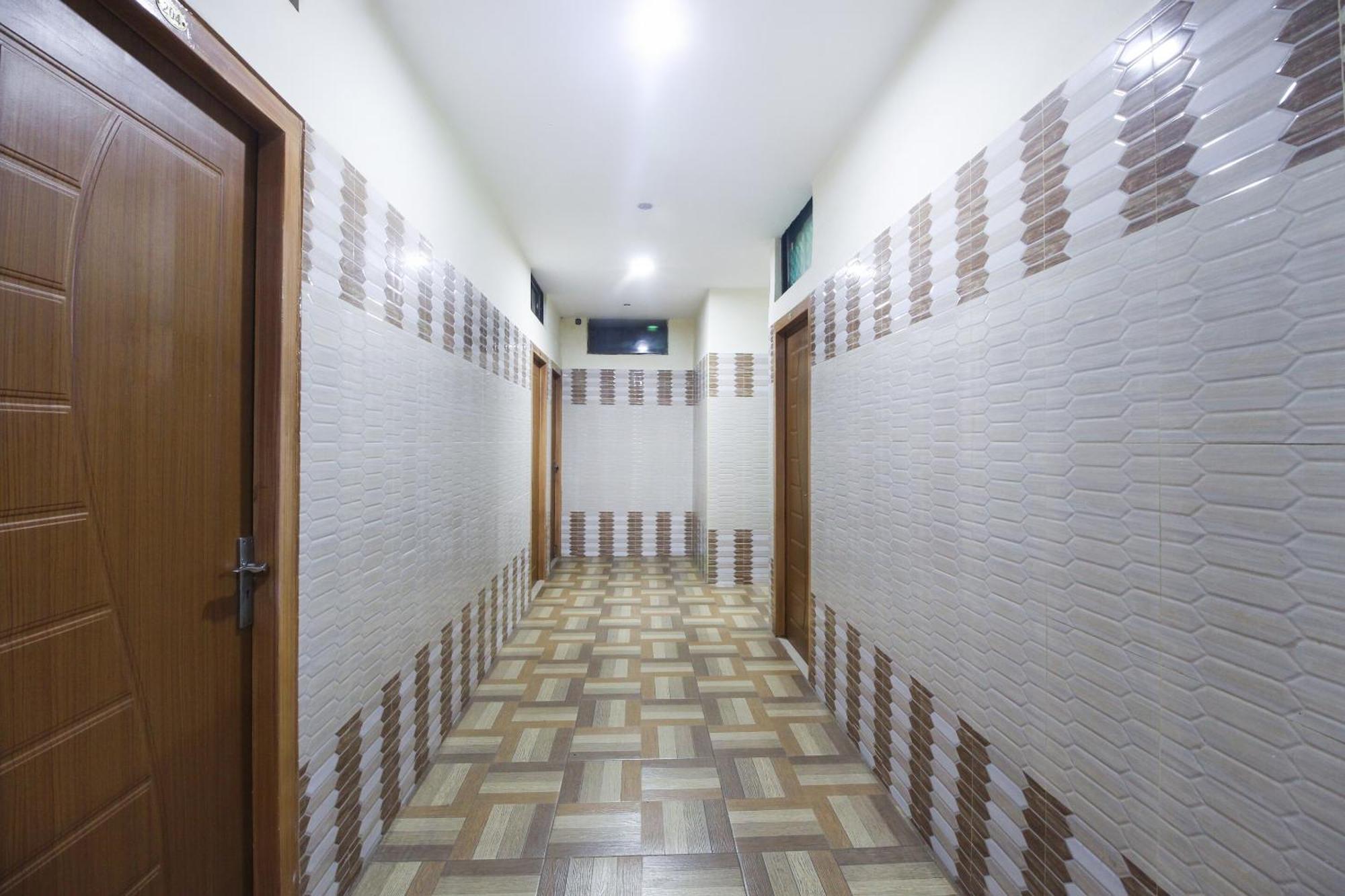 Hotel O Jks Deluxe Lodge Udaiyarpalaiyam Екстер'єр фото