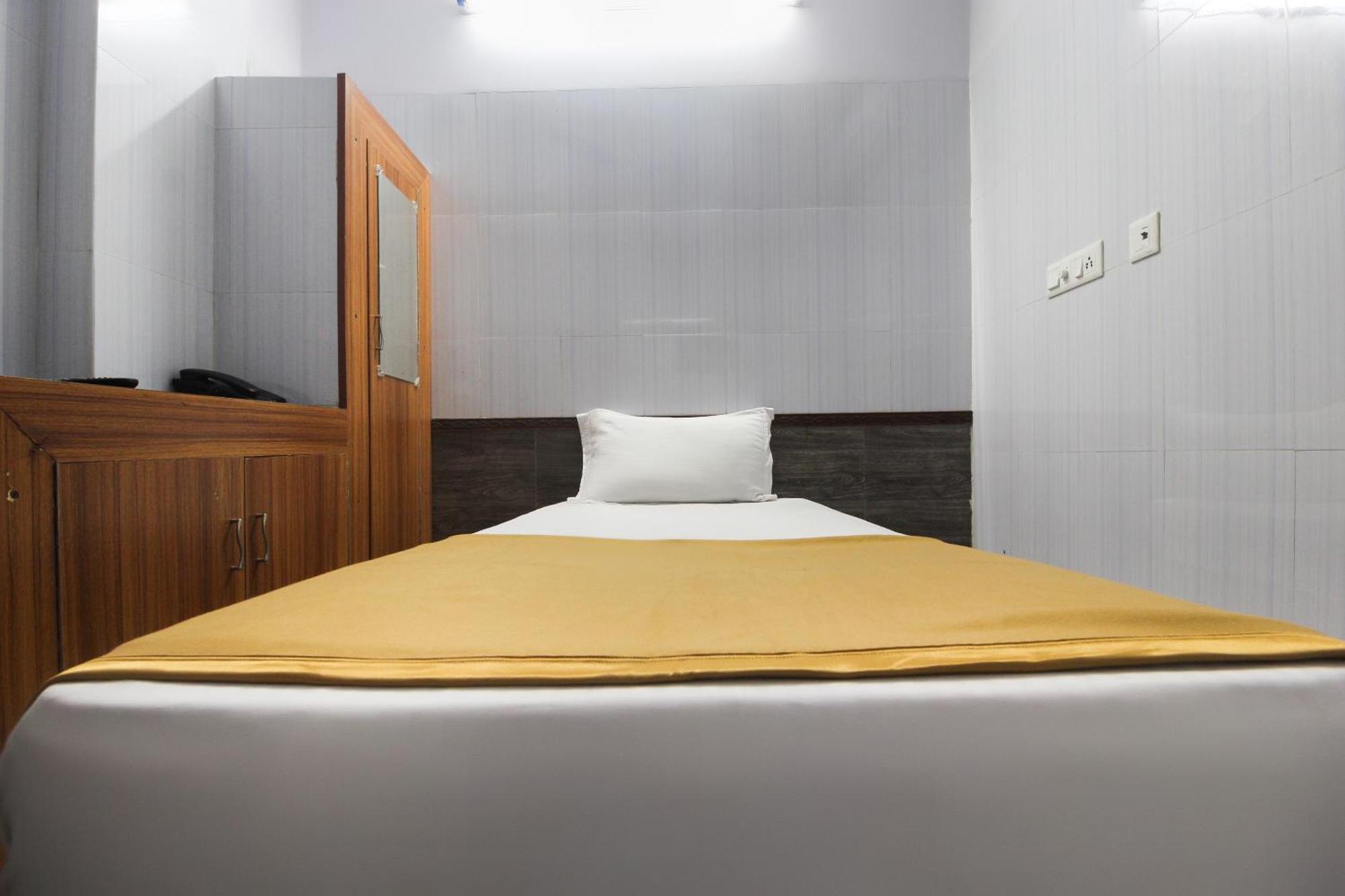 Hotel O Jks Deluxe Lodge Udaiyarpalaiyam Екстер'єр фото